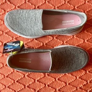 Skechers GoWalk 5 Women’s Shoes NEW